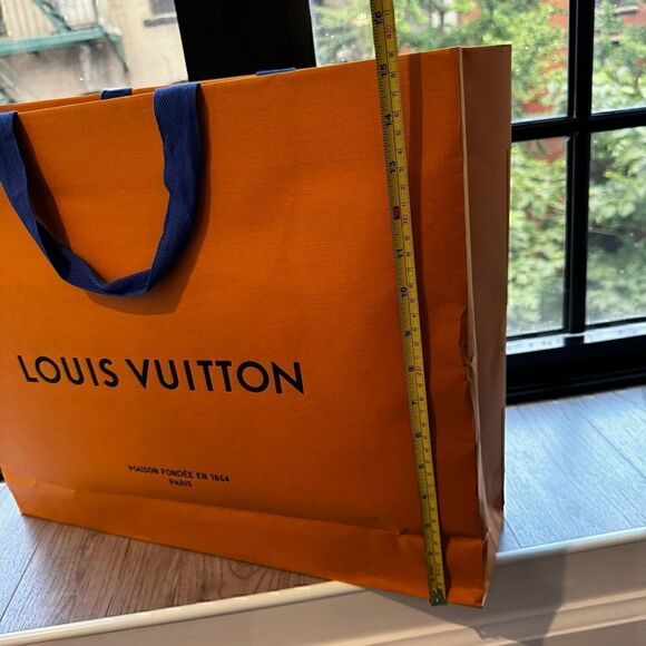 Louis Vuitton Handbags - Louis Vuitton Shopping Bag